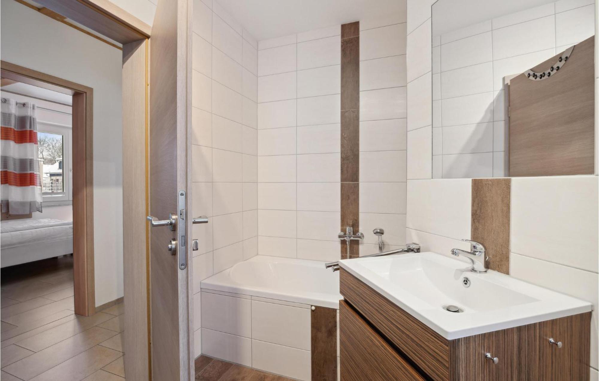 Ferienhaus 2 Altefaehr Экстерьер фото